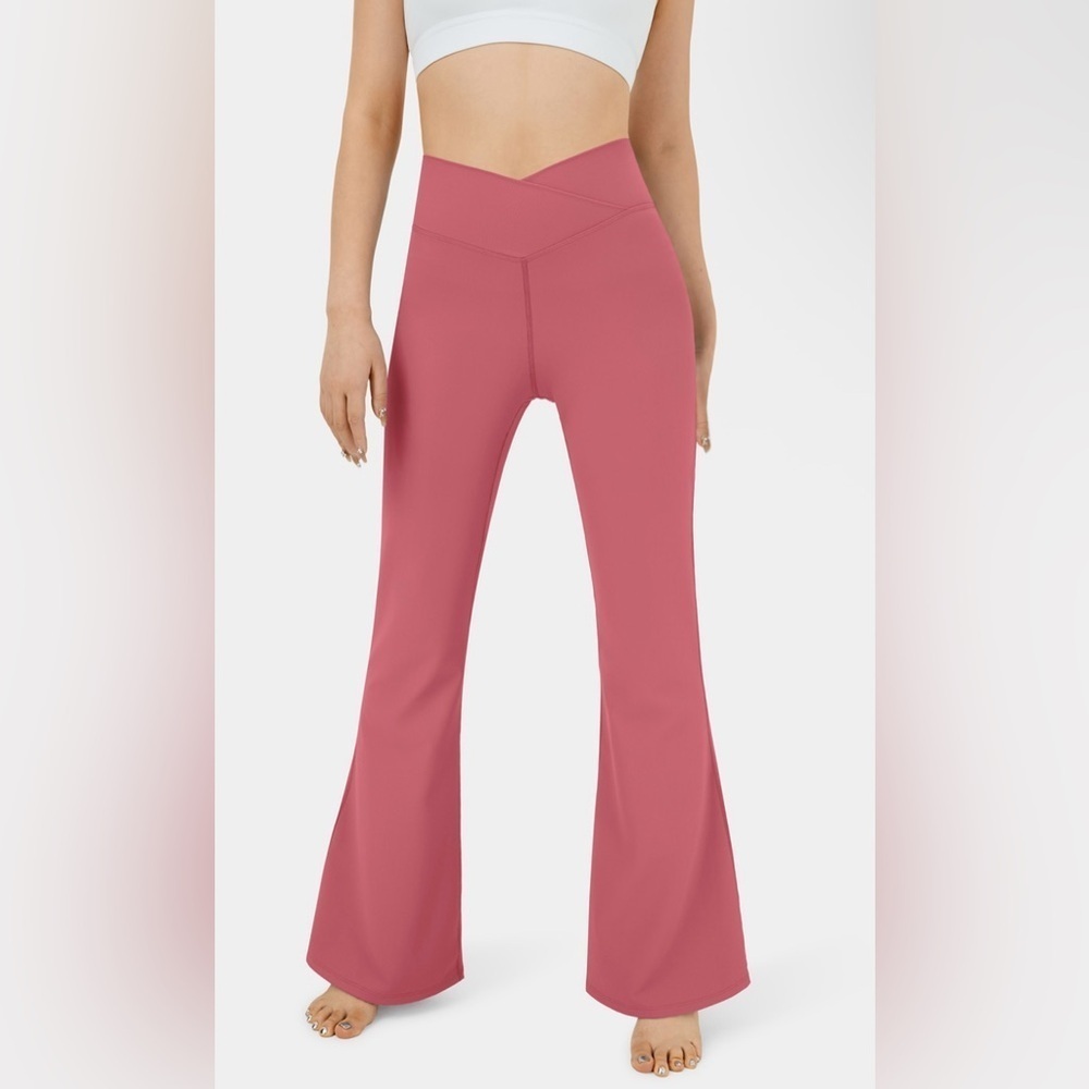 Offline by Aerie Crossover Flared Leggings